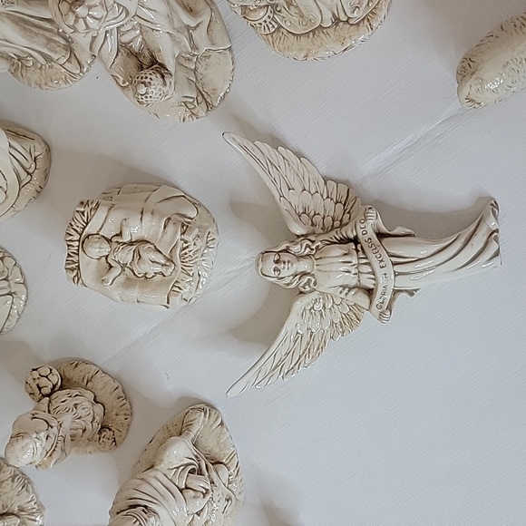 Vintage Nativity Holland Mold 18 Piece Beige Ceramic Christmas Hand Made - Picture 7 of 12